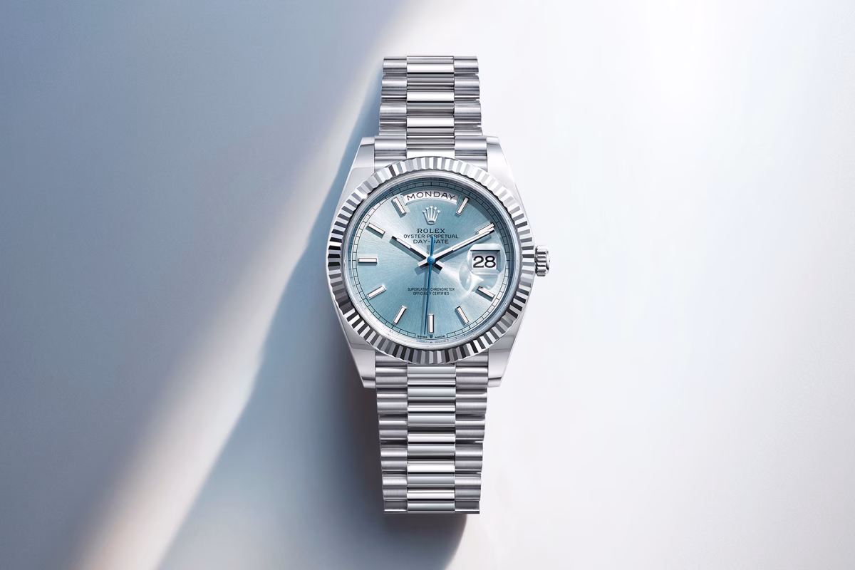 rolex-collections-keep-exploring-day-date-cover-m128236-0018-landscape