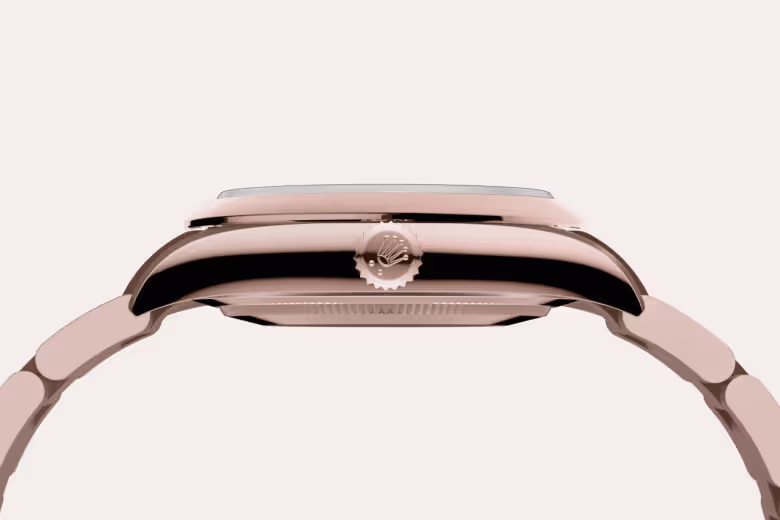 Rolex Oyster Perpetual 18 ct Everose gold M124205-0001 - swiss watch