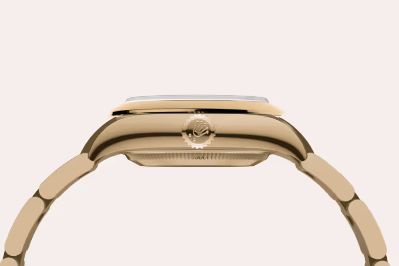 Rolex Oyster Perpetual 18 ct yellow gold M276208-0001 - swiss watch