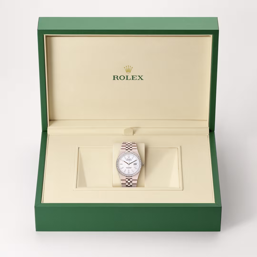 Rolex Land-Dweller 18 ct Everose gold M127285TBR-0002 - swiss watch